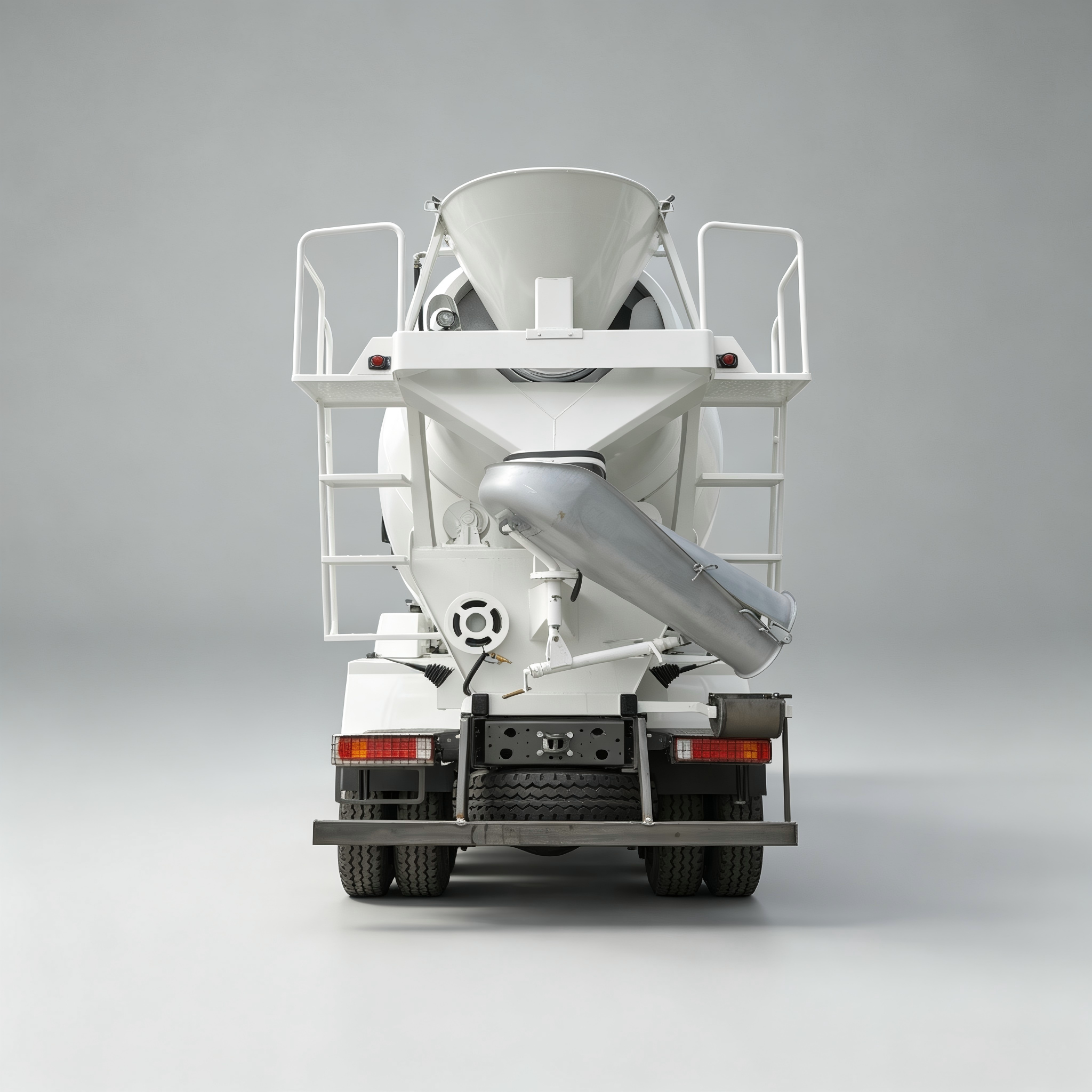 Sinotruk Howo 6x6 380hp Mixer Truck — изображение 6